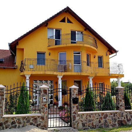 Casa Flora Hotel เซนมาร์ติน ภายนอก รูปภาพ