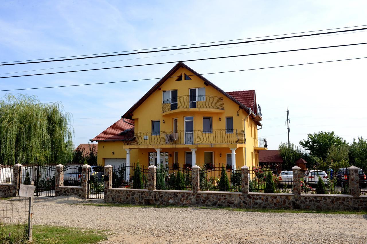 Casa Flora Hotel เซนมาร์ติน ภายนอก รูปภาพ
